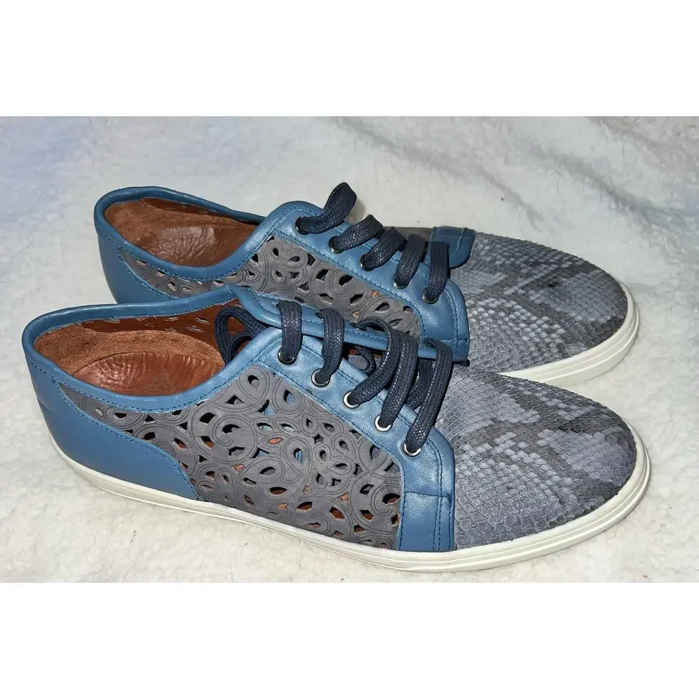 Franco Cuadra casual Python Snakeskin Leather Sneakers - size US 9-9 1/2 (26cm).